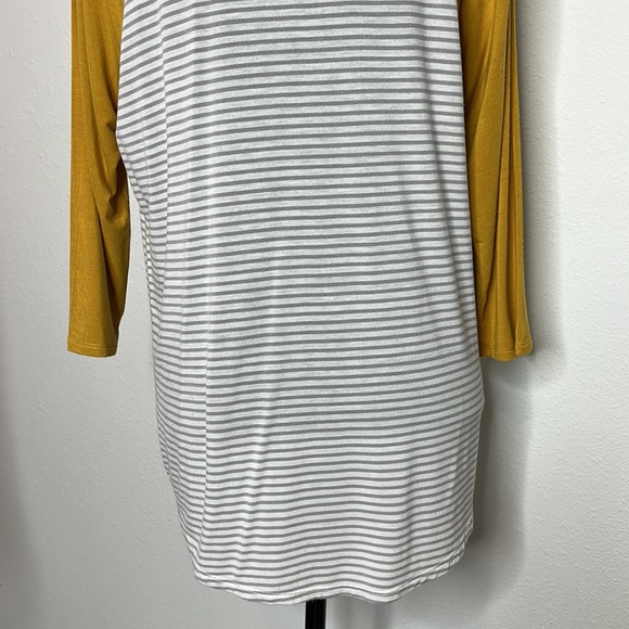 Maurices size M raglan sleeve gray and white stripes with mustard sleeves - Picture 7 of 8